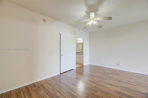 Condominio en venta en North Lauderdale, Florida, 3 dormitorios, 144.28 m2 № 2032831 - foto 12