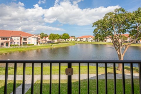 Condominio en venta en North Lauderdale, Florida, 3 dormitorios, 144.28 m2 № 2032831 - foto 10