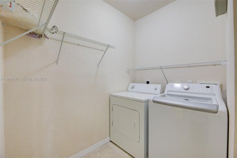 Condominio en venta en North Lauderdale, Florida, 3 dormitorios, 144.28 m2 № 2032831 - foto 22