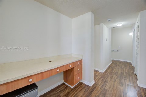 Condominio en venta en North Lauderdale, Florida, 3 dormitorios, 144.28 m2 № 2032831 - foto 13