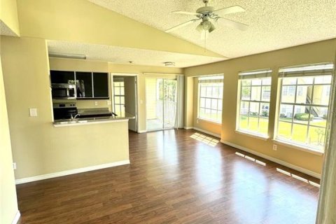 Condominio en venta en Orlando, Florida, 2 dormitorios, 77.67 m2 № 1250247 - foto 4