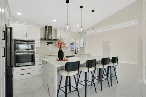 Villa ou maison à vendre à Deltona, Floride: 3 chambres, 154.78 m2 № 2406328 - photo 13