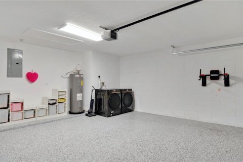 Villa ou maison à vendre à Deltona, Floride: 3 chambres, 154.78 m2 № 2406328 - photo 23