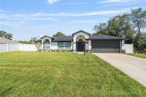 Villa ou maison à vendre à Deltona, Floride: 3 chambres, 154.78 m2 № 2406328 - photo 3