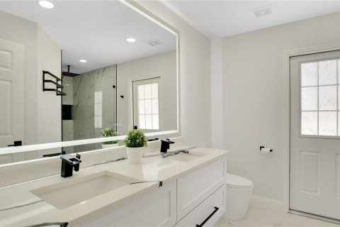 Villa ou maison à vendre à Deltona, Floride: 3 chambres, 154.78 m2 № 2406328 - photo 18