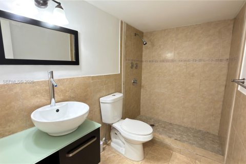 Copropriété à louer à Pembroke Pines, Floride: 2 chambres, 83.61 m2 № 2091381 - photo 14