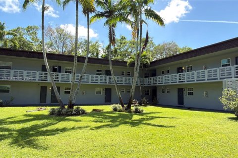 Copropriété à louer à Pembroke Pines, Floride: 2 chambres, 83.61 m2 № 2091381 - photo 30