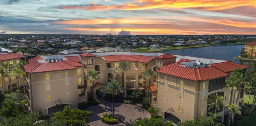 Condo in Punta Gorda, Florida, 2 bedrooms № 1782172