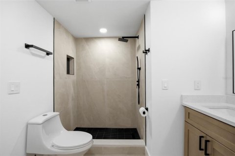 Townhouse in Tampa, Florida 2 bedrooms, 86.21 sq.m. № 2231529 - photo 8