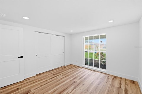 Townhouse in Tampa, Florida 2 bedrooms, 86.21 sq.m. № 2231529 - photo 15
