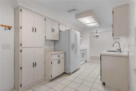 Casa en venta en Beverly Hills, Florida, 2 dormitorios, 108.05 m2 № 2385763 - foto 14