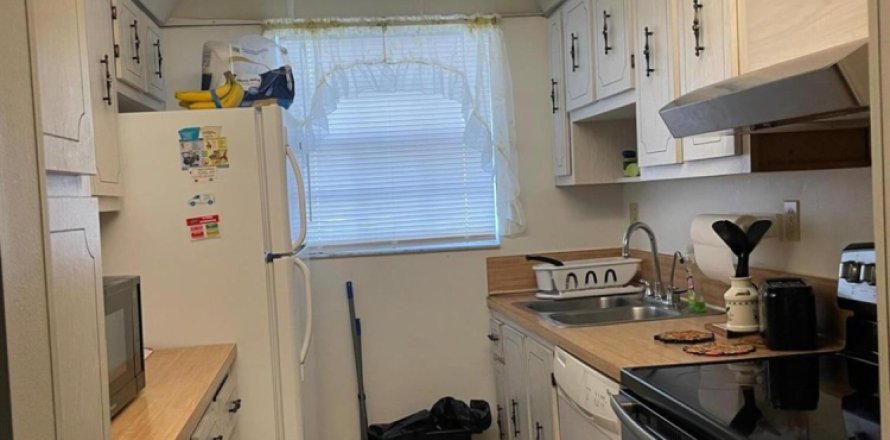 Condo in Delray Beach, Florida, 1 bedroom № 1210449