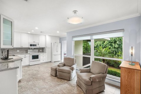 Condo in Boynton Beach, Florida, 3 bedrooms № 2081629 - photo 7