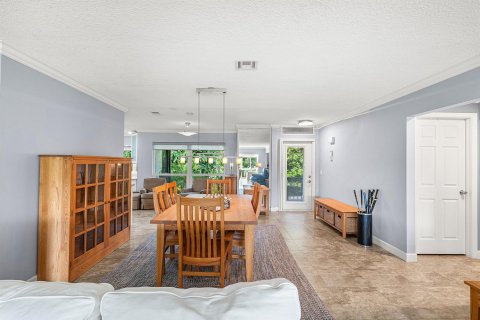 Condo in Boynton Beach, Florida, 3 bedrooms № 2081629 - photo 5