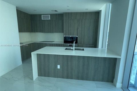 Condominio en alquiler en Sunny Isles Beach, Florida, 2 dormitorios, 155.61 m2 № 2008390 - foto 6