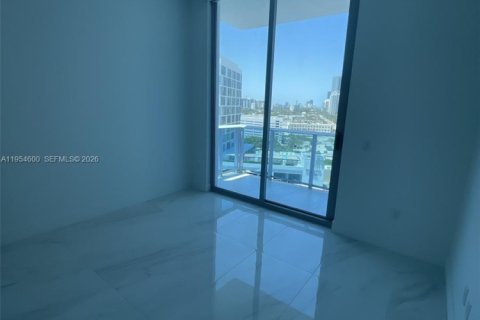 Condominio en alquiler en Sunny Isles Beach, Florida, 2 dormitorios, 155.61 m2 № 2008390 - foto 22