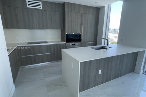 Condominio en alquiler en Sunny Isles Beach, Florida, 2 dormitorios, 155.61 m2 № 2008390 - foto 4