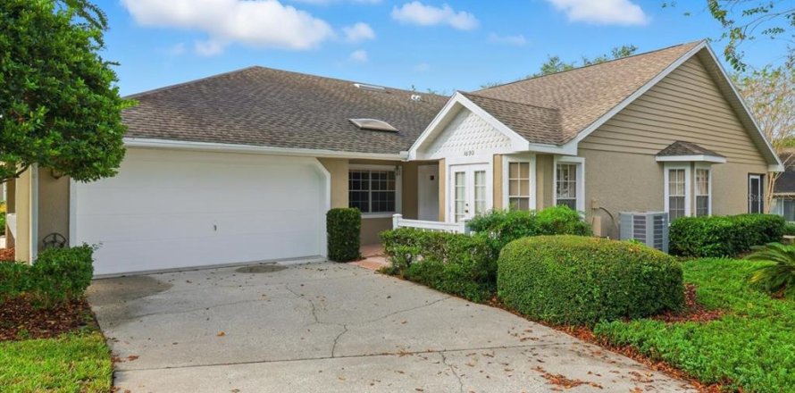 Villa ou maison à Crystal River, Floride 2 chambres, 140 m2 № 2135482