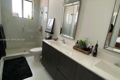 Снять в аренду таунхаус в Майами, Флорида 3 спальни, 164.99м2, № 2051643 - фото 9