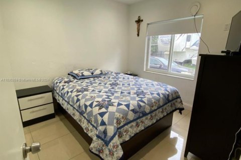 Купить коммерческую недвижимость в Хайалиа, Флорида № 1981733 - фото 25