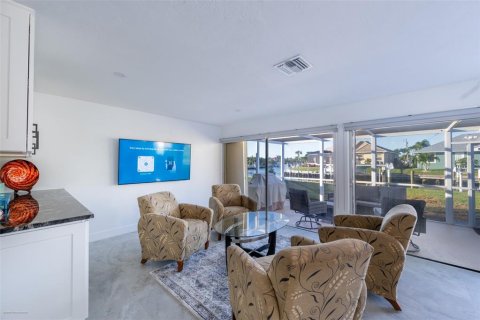 Villa ou maison à louer à Punta Gorda, Floride: 3 chambres, 176.14 m2 № 2127352 - photo 29