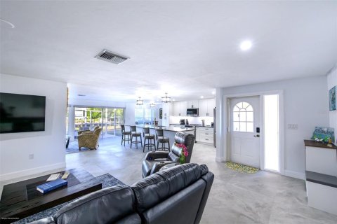 Villa ou maison à louer à Punta Gorda, Floride: 3 chambres, 176.14 m2 № 2127352 - photo 11