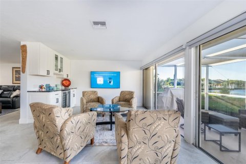 Villa ou maison à louer à Punta Gorda, Floride: 3 chambres, 176.14 m2 № 2127352 - photo 28