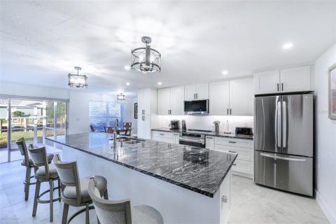 Villa ou maison à louer à Punta Gorda, Floride: 3 chambres, 176.14 m2 № 2127352 - photo 14