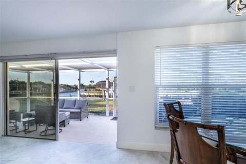 Villa ou maison à louer à Punta Gorda, Floride: 3 chambres, 176.14 m2 № 2127352 - photo 22
