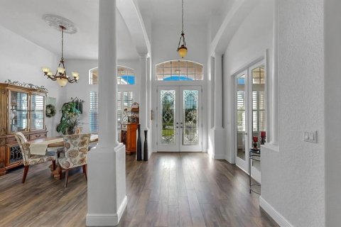 House in Apollo Beach, Florida 5 bedrooms, 337.98 sq.m. № 1915059 - photo 15