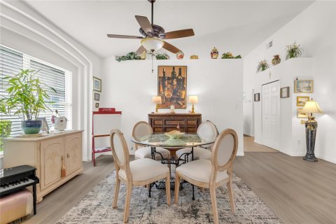 Villa ou maison à vendre à Leesburg, Floride: 2 chambres, 171.22 m2 № 1914193 - photo 10