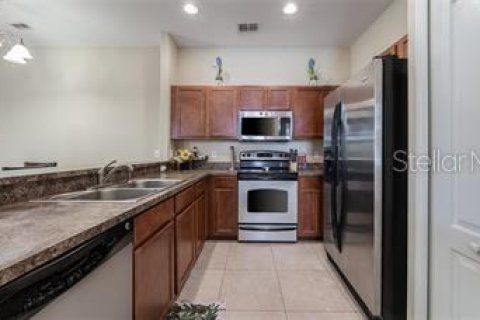 Townhouse in Orlando, Florida 3 bedrooms, 164.9 sq.m. № 2237709 - photo 5
