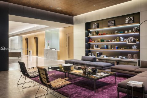 Condo in Miami, Florida, 1 bedroom  № 2015645 - photo 26