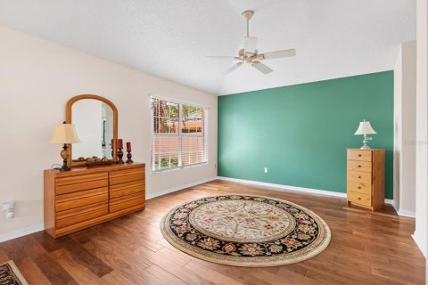 House in Lady Lake, Florida 2 bedrooms, 120.96 sq.m. № 2120161 - photo 19
