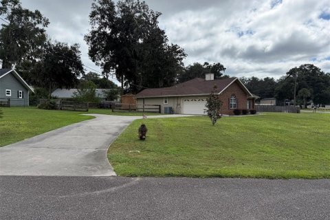House in Ocala, Florida 3 bedrooms, 154.5 sq.m. № 2393811 - photo 4