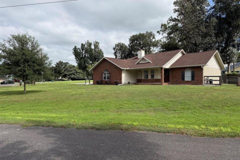 House in Ocala, Florida 3 bedrooms, 154.5 sq.m. № 2393811