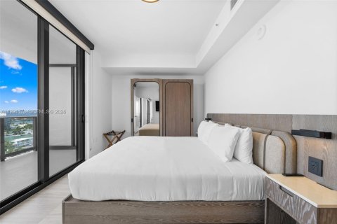 Condo in Miami Beach, Florida, 2 bedrooms  № 2065191 - photo 18