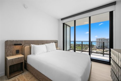 Condo in Miami Beach, Florida, 2 bedrooms  № 2065191 - photo 9