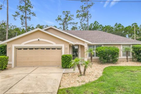House in Palm Coast, Florida 3 bedrooms, 129.41 sq.m. № 2280320