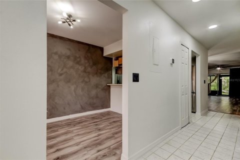 Townhouse in Clearwater, Florida 2 bedrooms, 132.94 sq.m. № 1899419 - photo 3