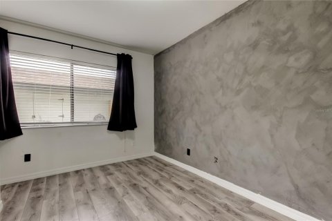 Townhouse in Clearwater, Florida 2 bedrooms, 132.94 sq.m. № 1899419 - photo 9