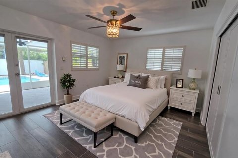 House in Tampa, Florida 3 bedrooms, 190.64 sq.m. № 1903978 - photo 8