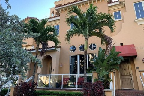 Touwnhouse à Clearwater, Floride 2 chambres, 150.41 m2 № 2166810