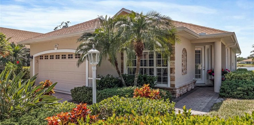 Casa en North Port, Florida 2 dormitorios, 149.2 m2 № 1651372