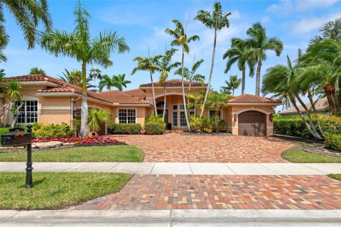 House in Davie, Florida 7 bedrooms, 418.62 sq.m. № 1692336 - photo 2