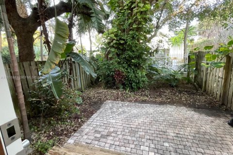 Touwnhouse à vendre à Fort Lauderdale, Floride: 3 chambres, 145.11 m2 № 1990250 - photo 16