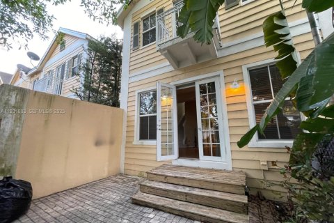 Touwnhouse à vendre à Fort Lauderdale, Floride: 3 chambres, 145.11 m2 № 1990250 - photo 17
