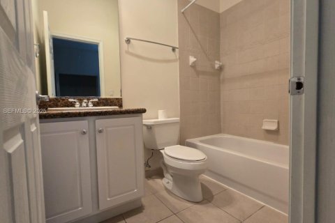 Touwnhouse à vendre à Fort Lauderdale, Floride: 3 chambres, 145.11 m2 № 1990250 - photo 10