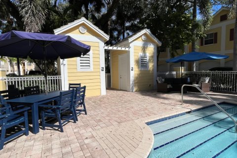 Touwnhouse à vendre à Fort Lauderdale, Floride: 3 chambres, 145.11 m2 № 1990250 - photo 20