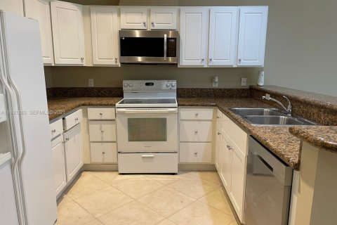 Touwnhouse à vendre à Fort Lauderdale, Floride: 3 chambres, 145.11 m2 № 1990250 - photo 12